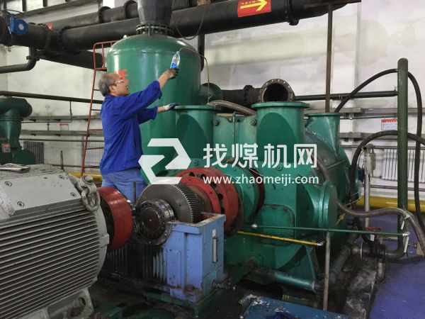 真空泵清洗除垢、全面維護(hù)