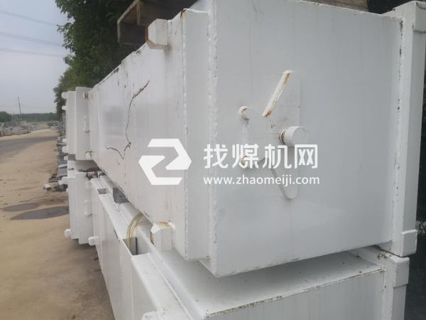 側翻式物流箱