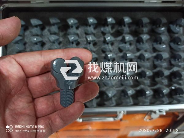 復(fù)合片金剛石鉆頭，型號(hào)齊全大量現(xiàn)貨供應(yīng)