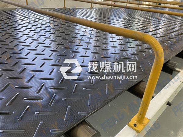 阻燃鋪路板